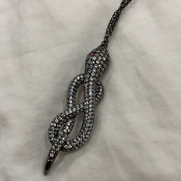 Snake necklace with faux diamonds red eyes making a figure 8 shape dark silver - Picture 1 of 7